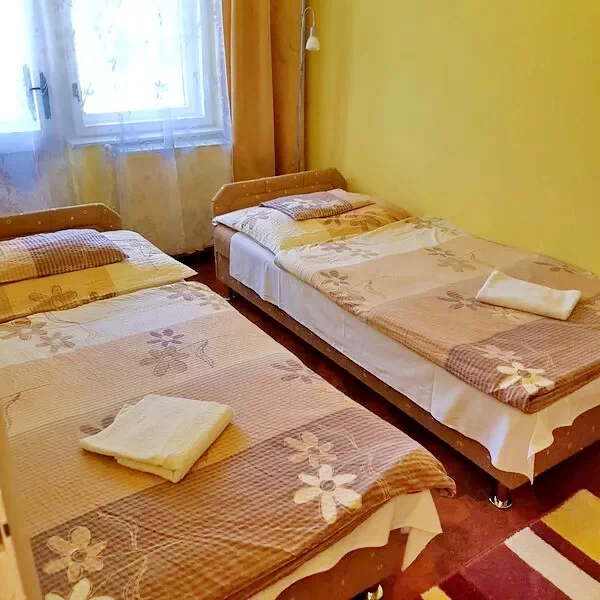  Cazare | Hotel**** (K0904-8) Imaginea poate fi supusă drepturilor de autor. Se recomandă contactarea titularului drepturilor.