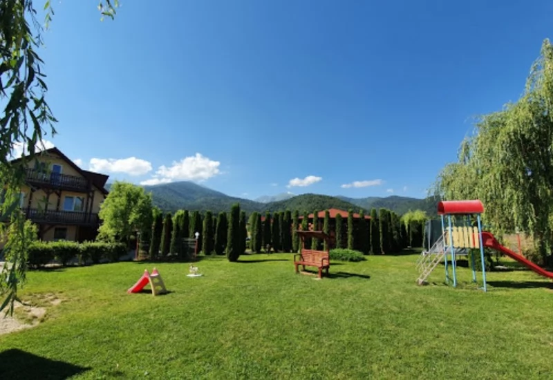 Cazare Sâmbăta de Sus - Pensiunea Mountainking*** | Felsőszombatfalva - Mountainking Panzió*** . Imaginea poate fi supusă drepturilor de autor. Se recomandă contactarea titularului drepturilor.