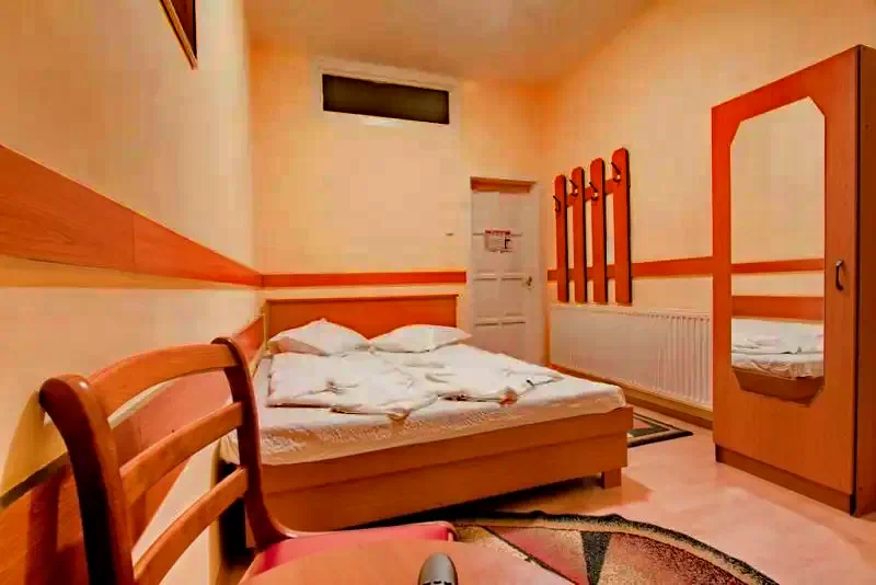 Gyergyószentmiklós Szállás | Panzió (K0374-11) A kép szerzői jogvédelem alatt állhat. Javasolt a kapcsolatfelvétel a jog tulajdonossal.