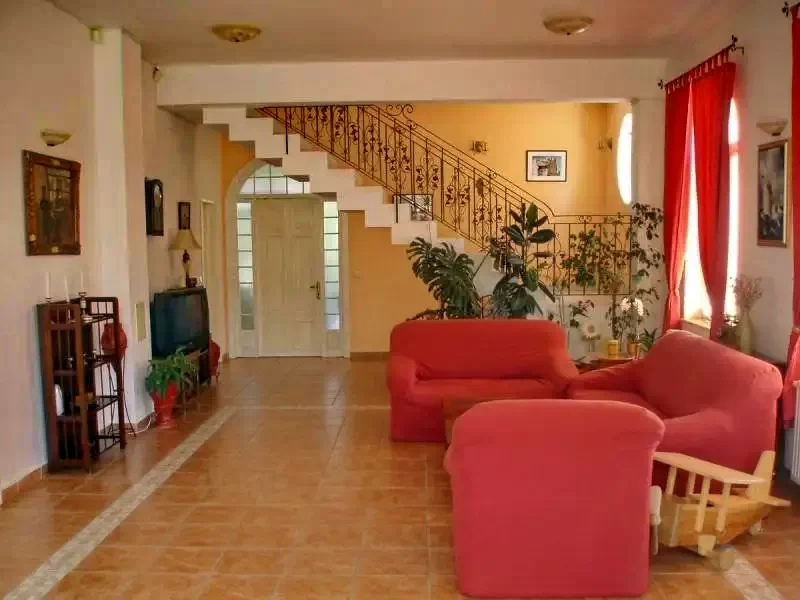  Szállás | Villa (K1311-6) A kép szerzői jogvédelem alatt állhat. Javasolt a kapcsolatfelvétel a jog tulajdonossal.