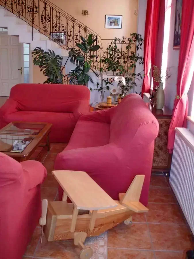  Szállás | Villa (K1311-10) A kép szerzői jogvédelem alatt állhat. Javasolt a kapcsolatfelvétel a jog tulajdonossal.