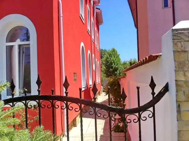 Eforie Sud Cazare | Camping / Popas turistic (K1311-12) Imaginea poate fi supusă drepturilor de autor. Se recomandă contactarea titularului drepturilor.