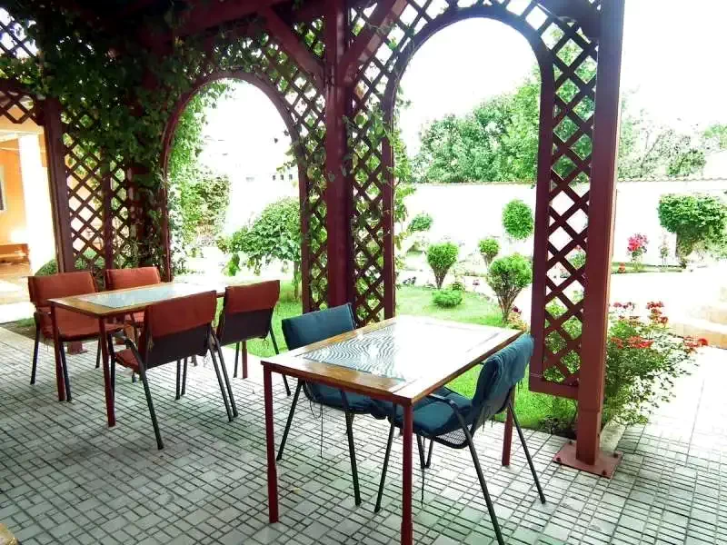 Eforie Sud Cazare | Camping / Popas turistic (K1311-13) Imaginea poate fi supusă drepturilor de autor. Se recomandă contactarea titularului drepturilor.