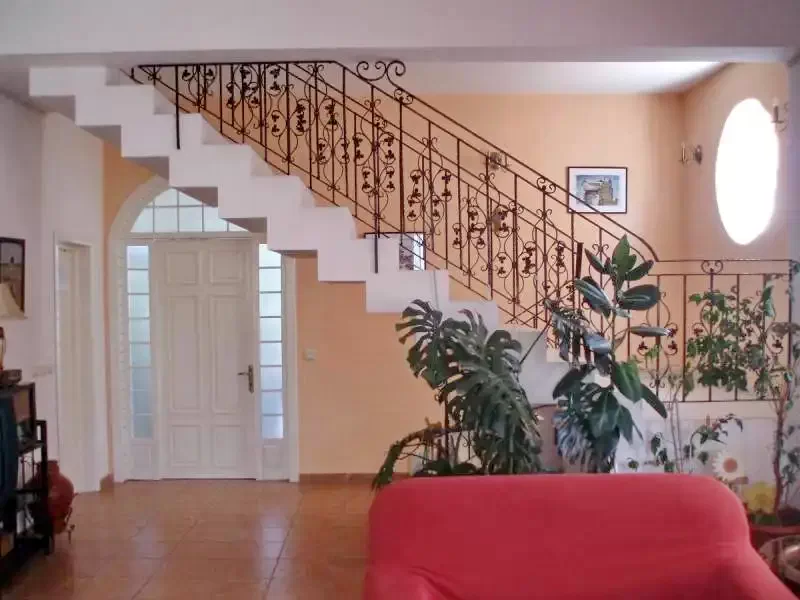  Szállás | Villa (K1311-15) A kép szerzői jogvédelem alatt állhat. Javasolt a kapcsolatfelvétel a jog tulajdonossal.