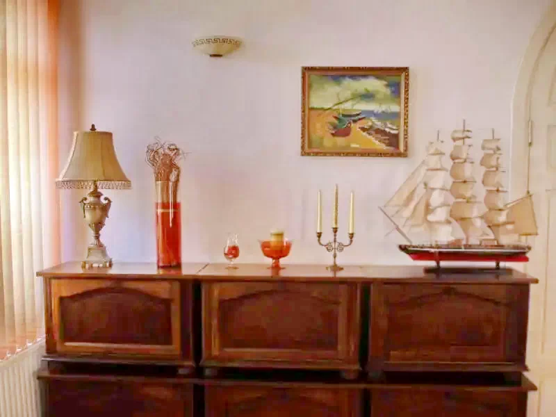 Eforie Sud Cazare | Camping / Popas turistic (K1311-19) Imaginea poate fi supusă drepturilor de autor. Se recomandă contactarea titularului drepturilor.