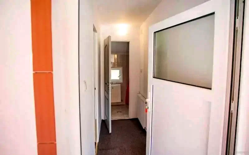 Cârțișoara Cazare | Motel (K0556-21) Imaginea poate fi supusă drepturilor de autor. Se recomandă contactarea titularului drepturilor.