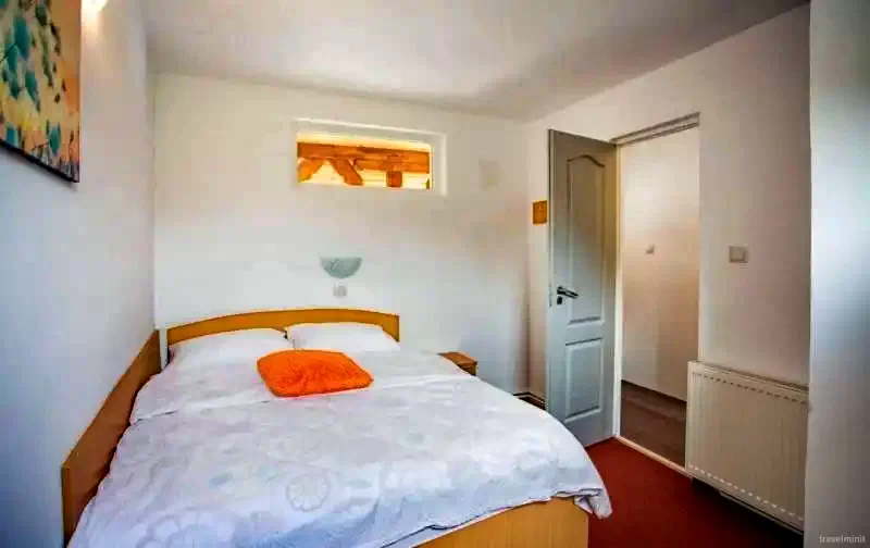 Kercisóra Szállás | Motel (K0556-23) A kép szerzői jogvédelem alatt állhat. Javasolt a kapcsolatfelvétel a jog tulajdonossal.