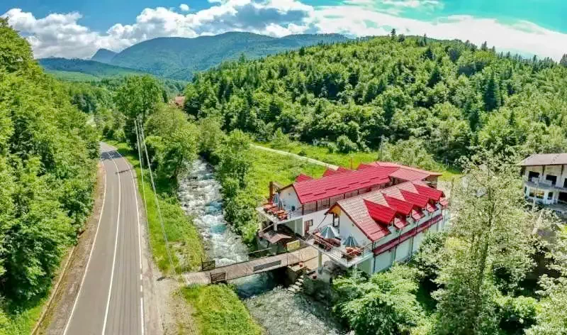 Cazare Cârtișoara - Pensiunea Bâlea Transfăgărășan*** | Kercisóra - Bilea Transfăgărășan Panzió***. Imaginea poate fi supusă drepturilor de autor. Se recomandă contactarea titularului drepturilor.