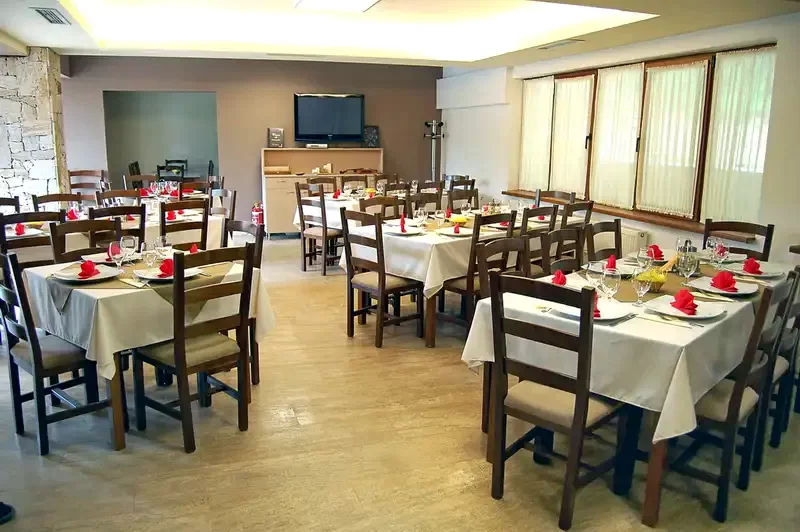 Almașu Mare Cazare | Motel (K0808-2) Imaginea poate fi supusă drepturilor de autor. Se recomandă contactarea titularului drepturilor.