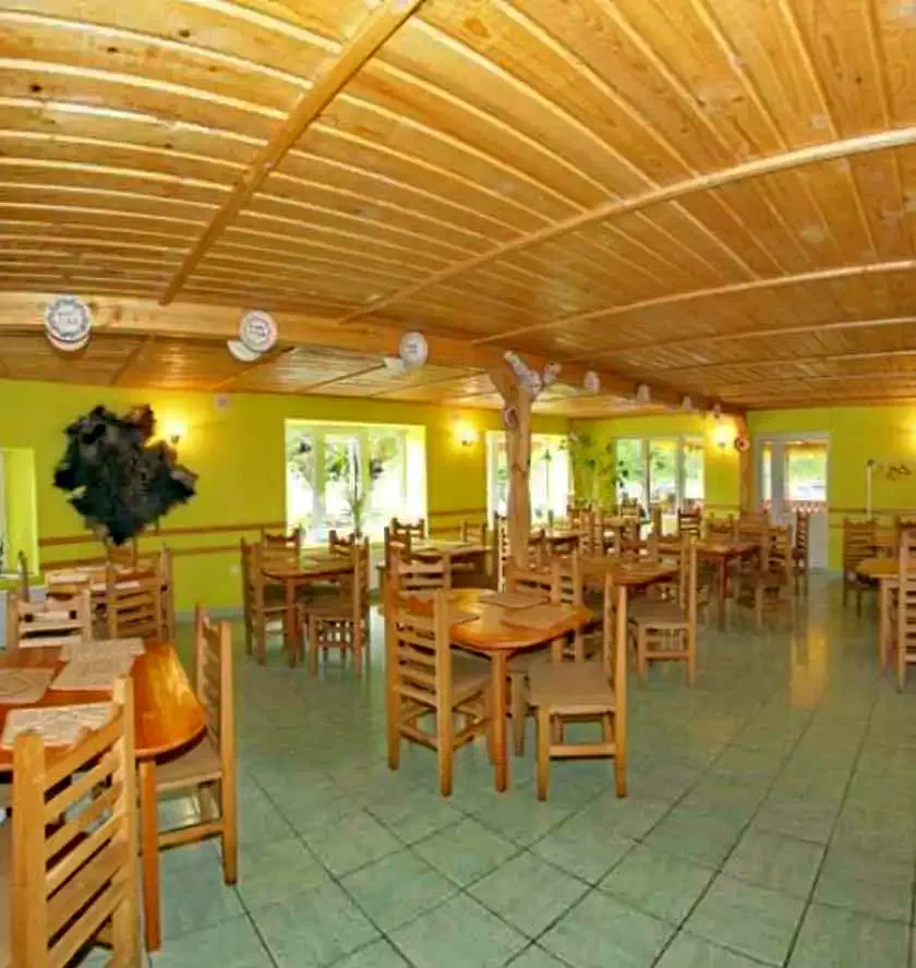 Lesu Tó Szállás | Motel (K1032-1) A kép szerzői jogvédelem alatt állhat. Javasolt a kapcsolatfelvétel a jog tulajdonossal.