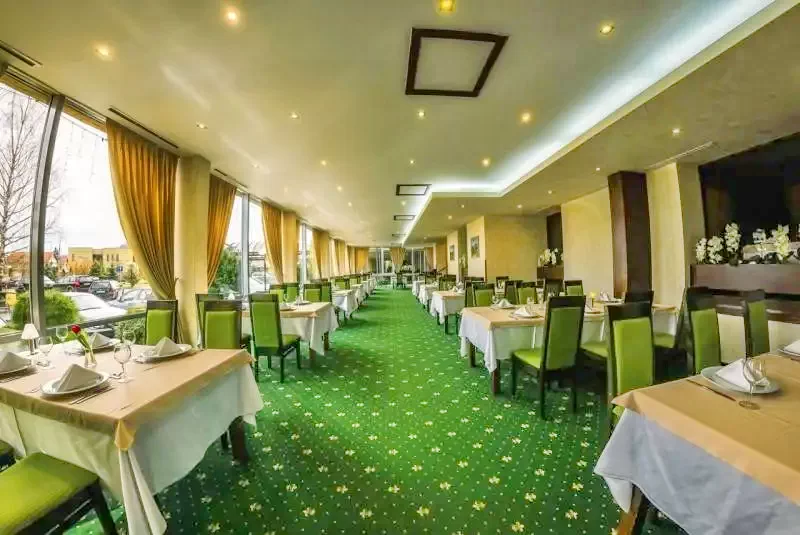 Târgu Mureș Cazare | Hotel**** (K0084-2) Imaginea poate fi supusă drepturilor de autor. Se recomandă contactarea titularului drepturilor.