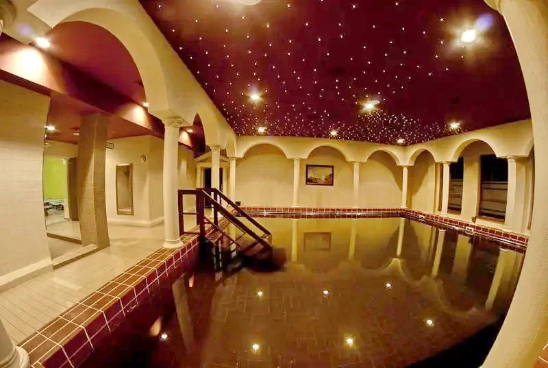 Târgu Mureș Cazare | Hotel**** (K0084-4) Imaginea poate fi supusă drepturilor de autor. Se recomandă contactarea titularului drepturilor.