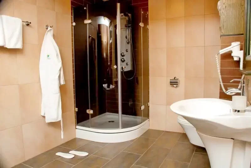 Târgu Mureș Cazare | Hotel**** (K0084-17) Imaginea poate fi supusă drepturilor de autor. Se recomandă contactarea titularului drepturilor.