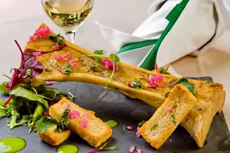 Târgu Mureș Cazare | Hotel**** (K0084-25) Imaginea poate fi supusă drepturilor de autor. Se recomandă contactarea titularului drepturilor.