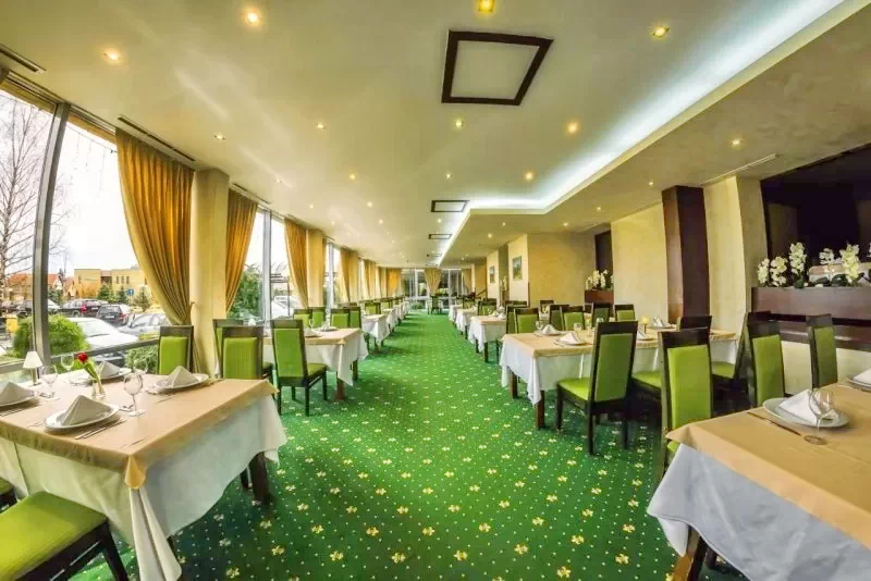 Târgu Mureș Cazare | Hotel**** (K0084-54) Imaginea poate fi supusă drepturilor de autor. Se recomandă contactarea titularului drepturilor.