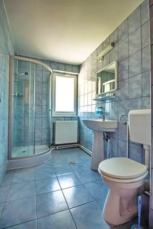 Băile Tușnad Cazare | Camping / Popas turistic (K0687-6) Imaginea poate fi supusă drepturilor de autor. Se recomandă contactarea titularului drepturilor.