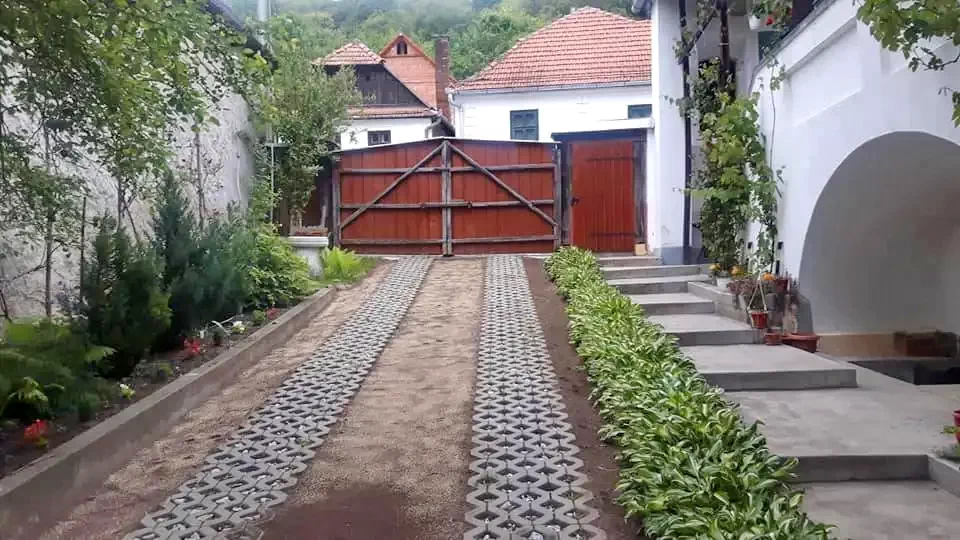 Rimetea Cazare | Casă de oaspeți (K1095-18) Imaginea poate fi supusă drepturilor de autor. Se recomandă contactarea titularului drepturilor.