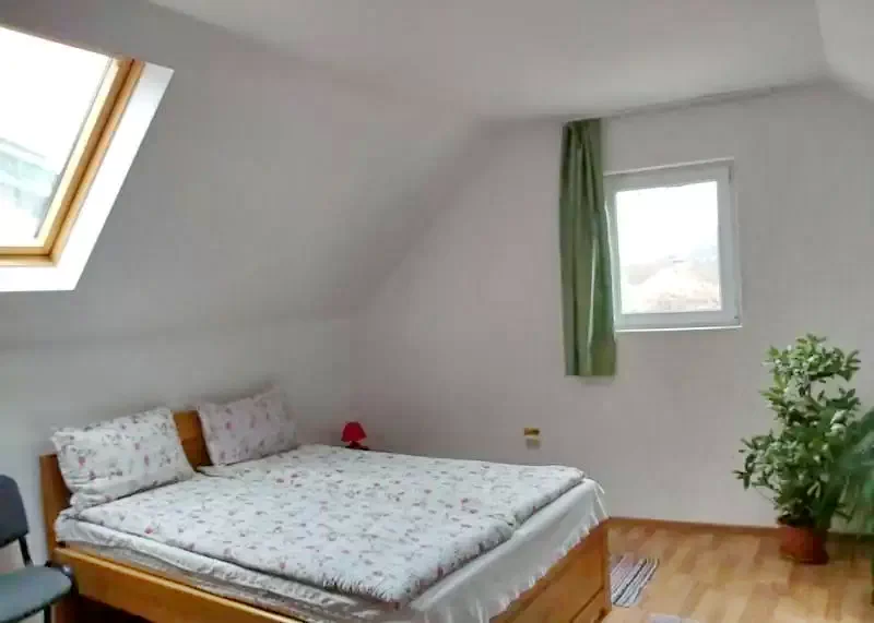 Cazare Rimetea - Casa Piroska** | Torockó - Piroska Ház**. Imaginea poate fi supusă drepturilor de autor. Se recomandă contactarea titularului drepturilor.