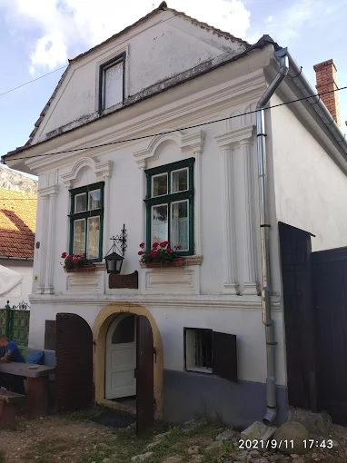 Cazare Rimetea - Casa Piroska** | Torockó - Piroska Ház**. Imaginea poate fi supusă drepturilor de autor. Se recomandă contactarea titularului drepturilor.