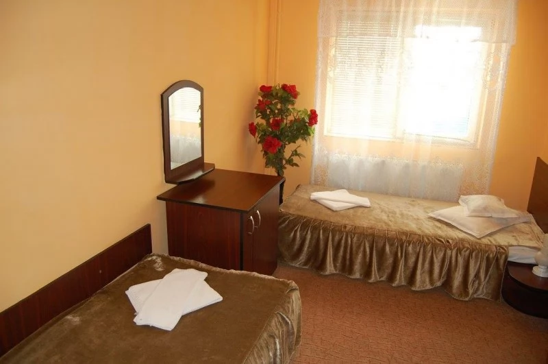 Bistrița Cazare | Motel (K0925-12) Imaginea poate fi supusă drepturilor de autor. Se recomandă contactarea titularului drepturilor.