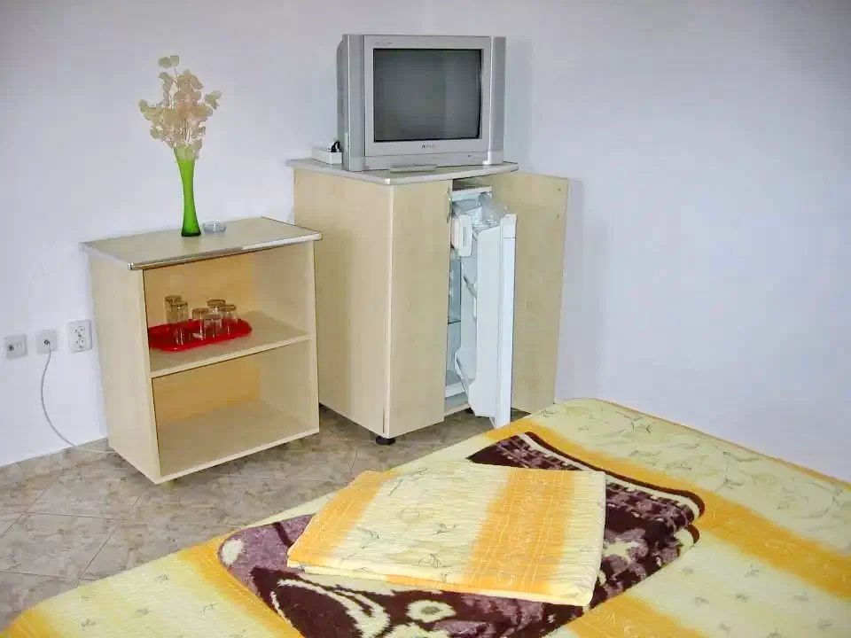 Costinești Cazare | Motel (K1332-13) Imaginea poate fi supusă drepturilor de autor. Se recomandă contactarea titularului drepturilor.