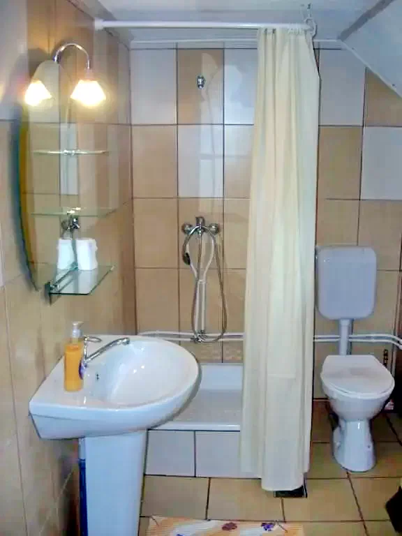 Sarmizegetusa Cazare | Pensiune (K0420-9) Imaginea poate fi supusă drepturilor de autor. Se recomandă contactarea titularului drepturilor.