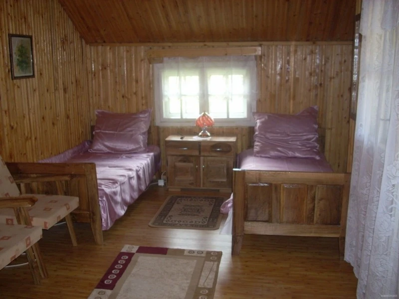 Sarmizegetusa Cazare | Motel (K0420-18) Imaginea poate fi supusă drepturilor de autor. Se recomandă contactarea titularului drepturilor.