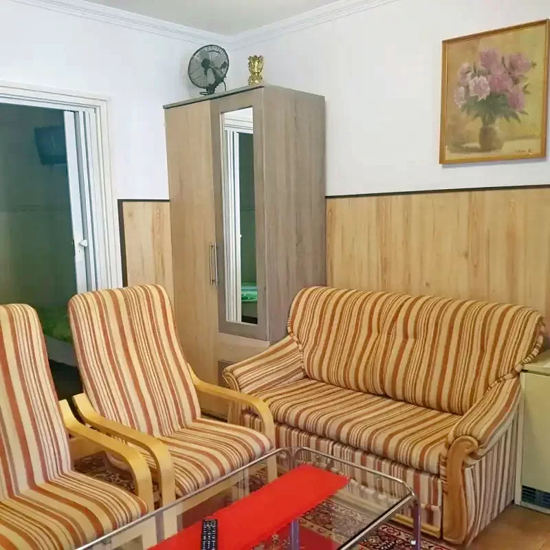  Cazare | Cabană (K0938-8) Imaginea poate fi supusă drepturilor de autor. Se recomandă contactarea titularului drepturilor.