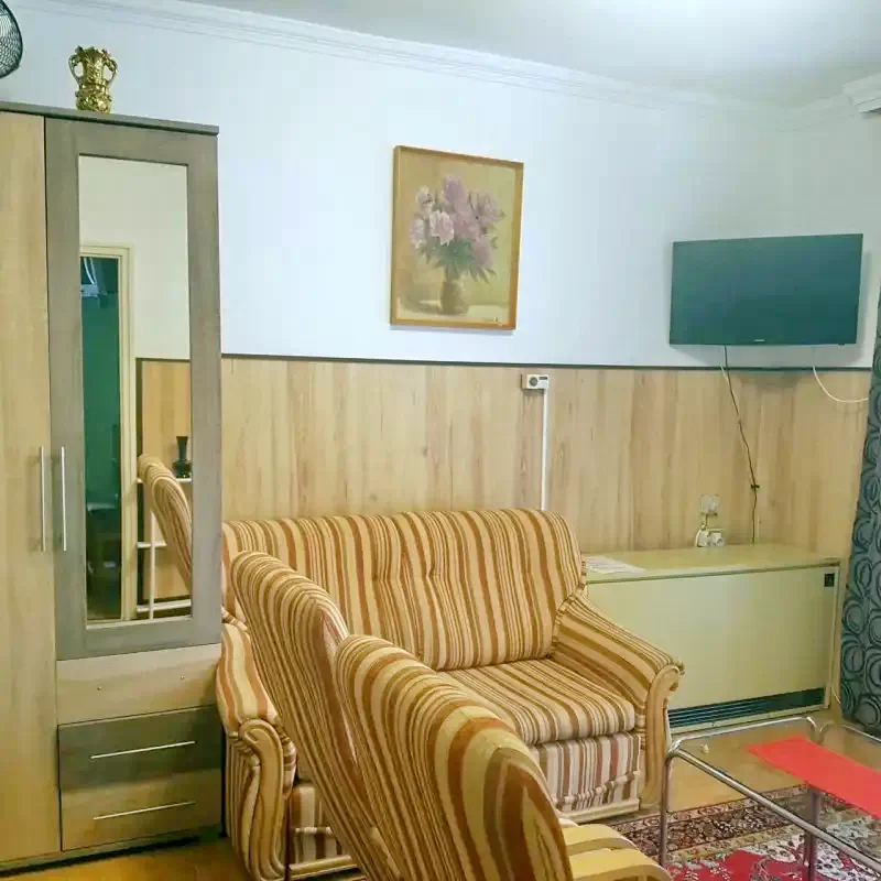  Cazare | Sat de vacanță (K0938-10) Imaginea poate fi supusă drepturilor de autor. Se recomandă contactarea titularului drepturilor.