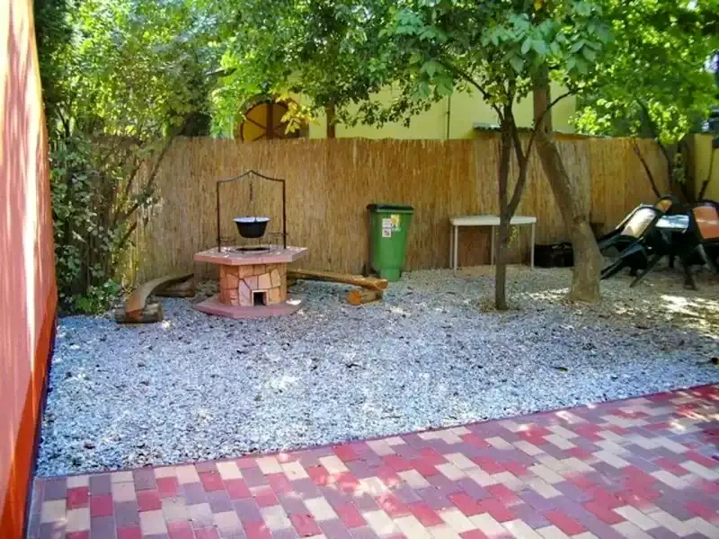  Cazare | Cabană (K0938-16) Imaginea poate fi supusă drepturilor de autor. Se recomandă contactarea titularului drepturilor.