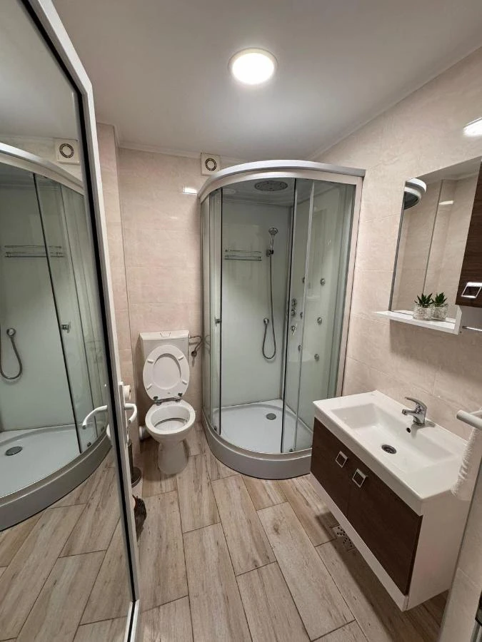 Hunedoara Cazare | Pensiune turistică (K1546-17) Imaginea poate fi supusă drepturilor de autor. Se recomandă contactarea titularului drepturilor.