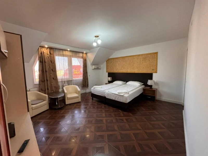 Hunedoara Cazare | Pensiune turistică (K1546-18) Imaginea poate fi supusă drepturilor de autor. Se recomandă contactarea titularului drepturilor.