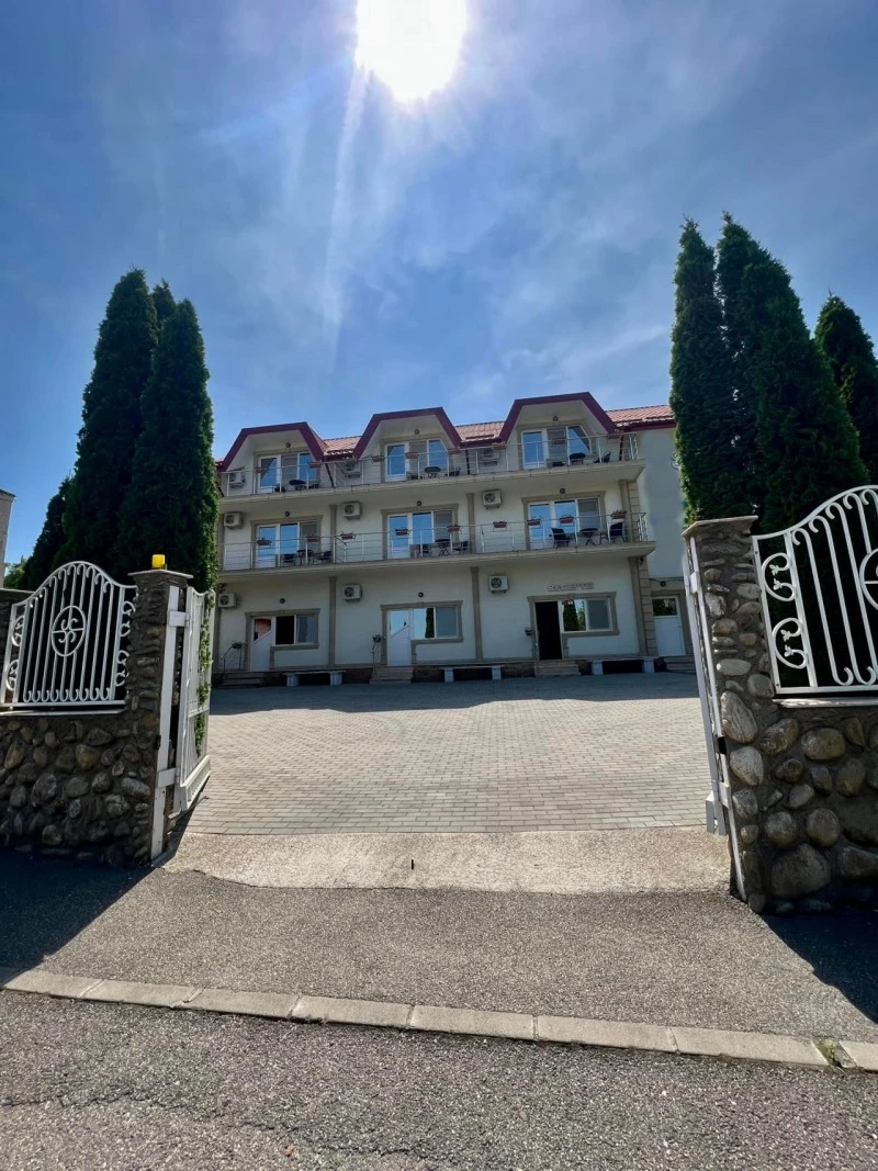 Hunedoara Cazare | Pensiune turistică (K1546-23) Imaginea poate fi supusă drepturilor de autor. Se recomandă contactarea titularului drepturilor.