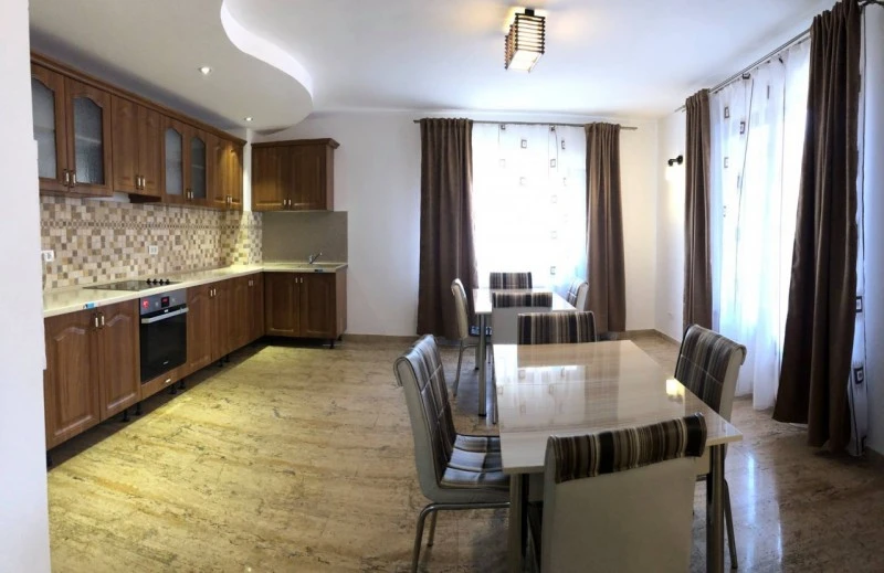 Vajdahunyad Szállás | Turisztikai panzió (K1546-44) A kép szerzői jogvédelem alatt állhat. Javasolt a kapcsolatfelvétel a jog tulajdonossal.