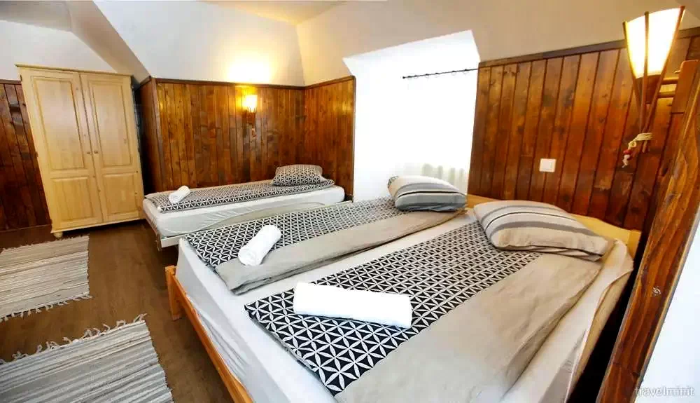 Toplița Cazare | Motel (K1354-8) Imaginea poate fi supusă drepturilor de autor. Se recomandă contactarea titularului drepturilor.