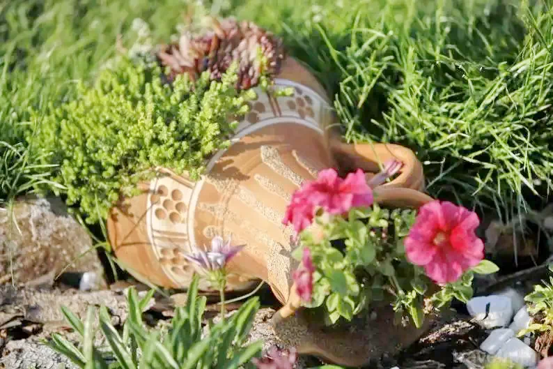 Toplița Cazare | Motel (K1354-18) Imaginea poate fi supusă drepturilor de autor. Se recomandă contactarea titularului drepturilor.