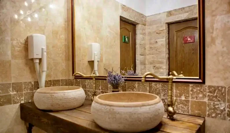 Toplița Cazare | Motel (K1354-29) Imaginea poate fi supusă drepturilor de autor. Se recomandă contactarea titularului drepturilor.