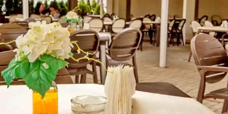 Cazare Băile 1 Mai - Hotel Perla**** | Május 1 Fürdő - Perla Hotel****. Imaginea poate fi supusă drepturilor de autor. Se recomandă contactarea titularului drepturilor.