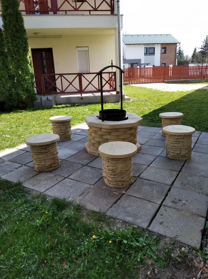 Szállás Gyula / Hellasz Apartman. A kép szerzői jogvédelem alatt állhat. Javasolt a kapcsolatfelvétel a jog tulajdonossal.