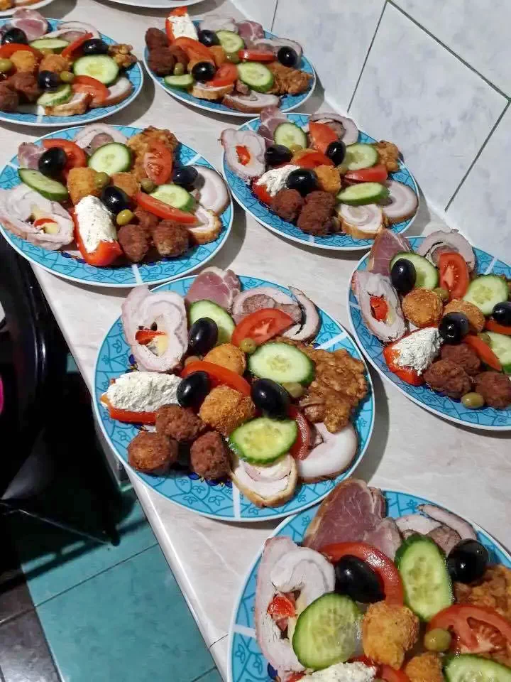 Aknasúgatag Szállás | Motel (K1024-6) A kép szerzői jogvédelem alatt állhat. Javasolt a kapcsolatfelvétel a jog tulajdonossal.