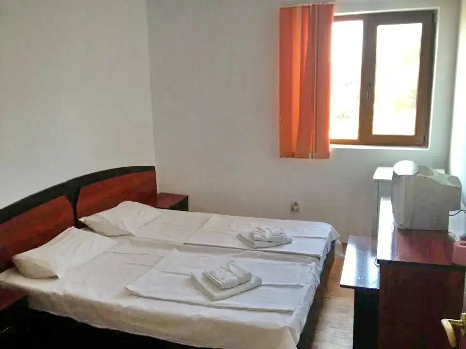  Szállás | Turisztikai villa (K1306-18) A kép szerzői jogvédelem alatt állhat. Javasolt a kapcsolatfelvétel a jog tulajdonossal.