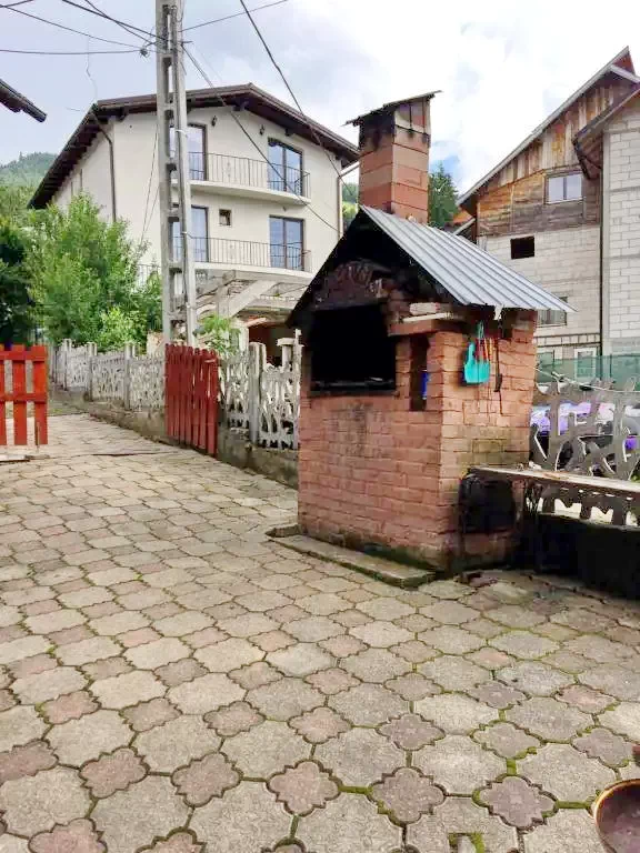 Borșa Cazare | Hostel (K0059-1) Imaginea poate fi supusă drepturilor de autor. Se recomandă contactarea titularului drepturilor.