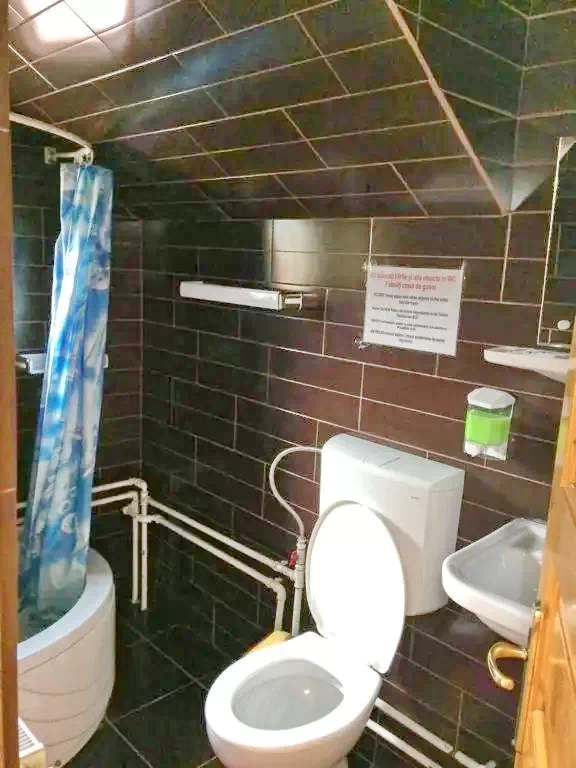 Borșa Cazare | Motel (K0059-5) Imaginea poate fi supusă drepturilor de autor. Se recomandă contactarea titularului drepturilor.