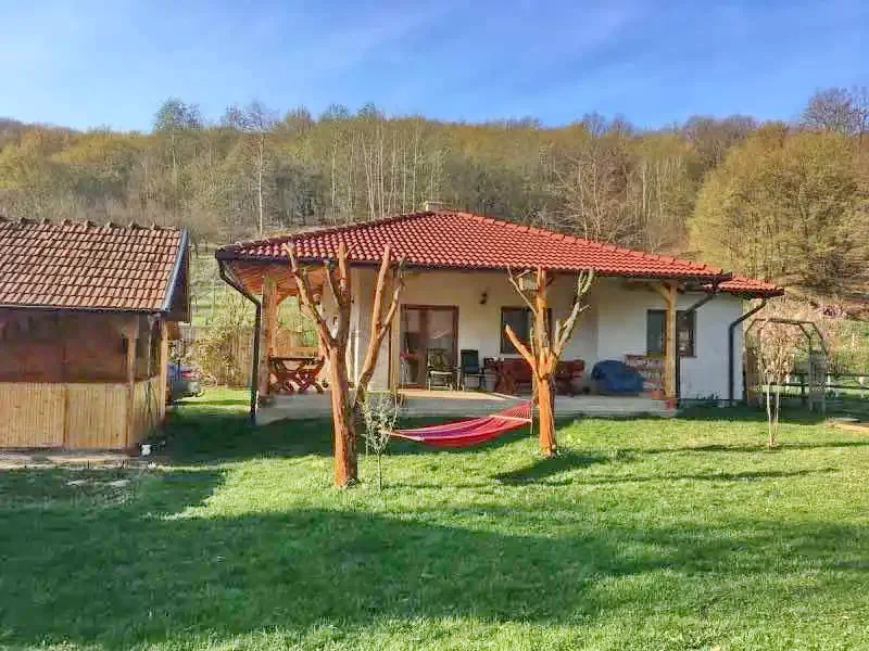 Ampoița Cazare | Sat de vacanță (K1041-2) Imaginea poate fi supusă drepturilor de autor. Se recomandă contactarea titularului drepturilor.