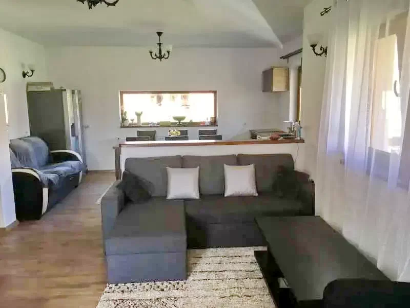 Ampoița Cazare | Sat de vacanță (K1041-10) Imaginea poate fi supusă drepturilor de autor. Se recomandă contactarea titularului drepturilor.