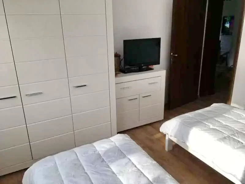 Ampoița Cazare | Sat de vacanță (K1041-15) Imaginea poate fi supusă drepturilor de autor. Se recomandă contactarea titularului drepturilor.