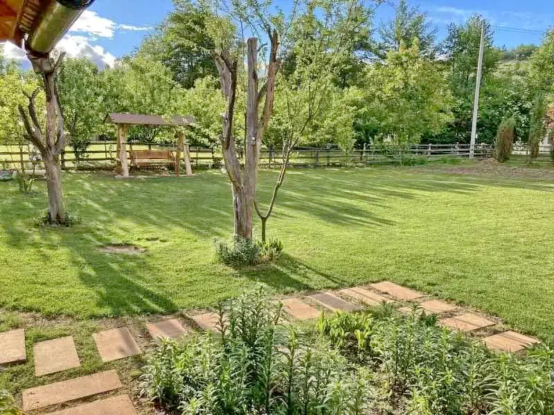 Ampoița Cazare | Sat de vacanță (K1041-25) Imaginea poate fi supusă drepturilor de autor. Se recomandă contactarea titularului drepturilor.