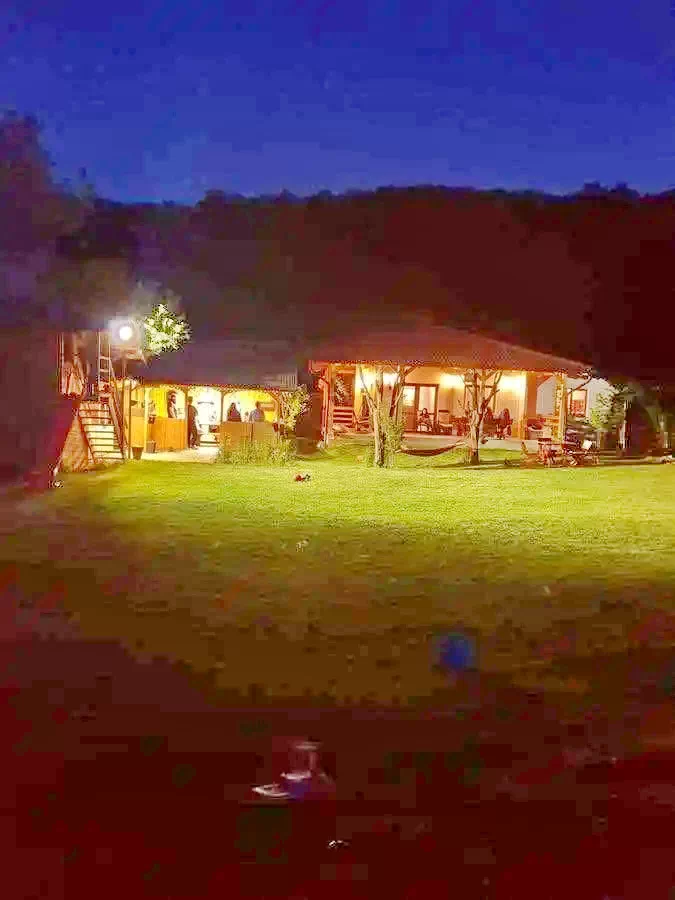 Ampoița Cazare | Sat de vacanță (K1041-33) Imaginea poate fi supusă drepturilor de autor. Se recomandă contactarea titularului drepturilor.