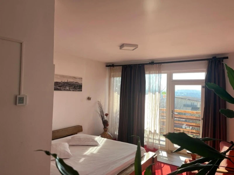 Sibiu Cazare | Motel (K0568-11) Imaginea poate fi supusă drepturilor de autor. Se recomandă contactarea titularului drepturilor.