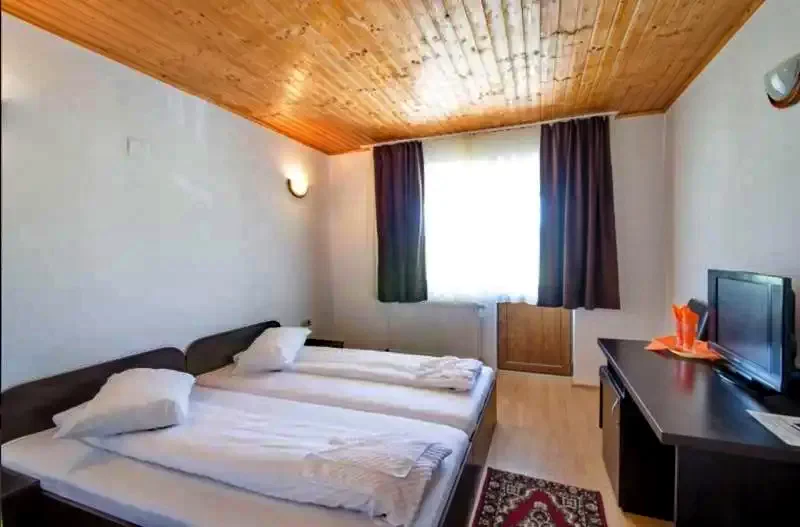 Balea Lac Cazare | Motel (K0069-17) Imaginea poate fi supusă drepturilor de autor. Se recomandă contactarea titularului drepturilor. Balea Lac Cazare | Motel (K0069-17) Imaginea poate fi supusă drepturilor de autor. Se recomandă contactarea titularului drepturilor.